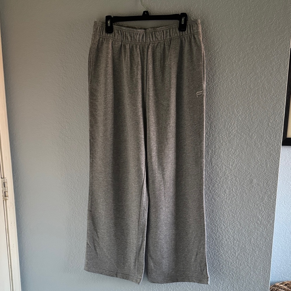 Fabletics Year Round Terry Wide Leg Pants  Size Large, Short Length.